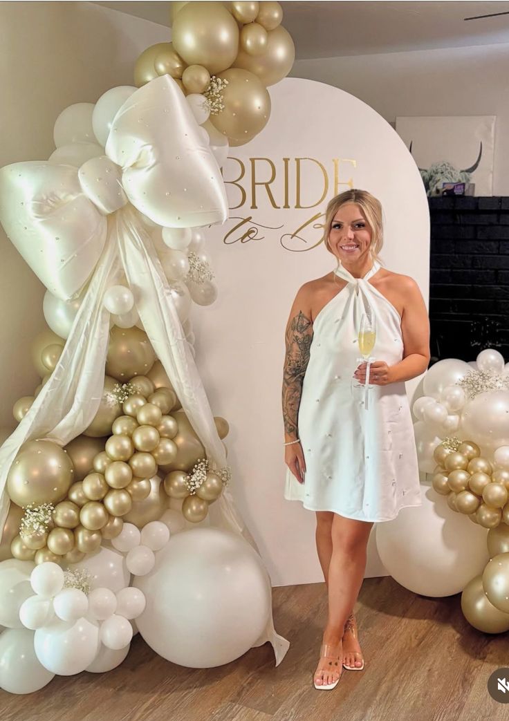 bride-to-be-balloon-decor-brandon-