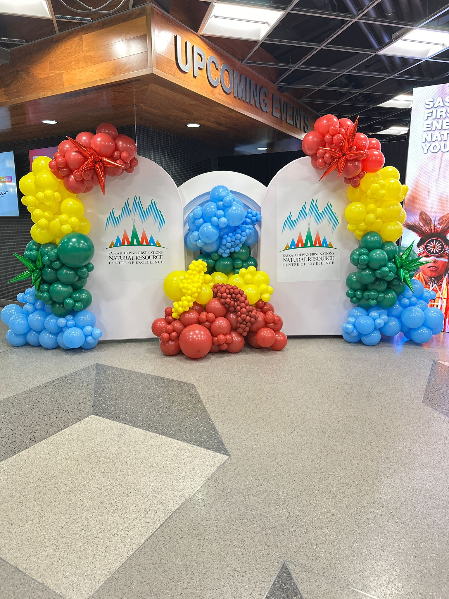 corporate-balloon-decor-for-grand-openings-brandon