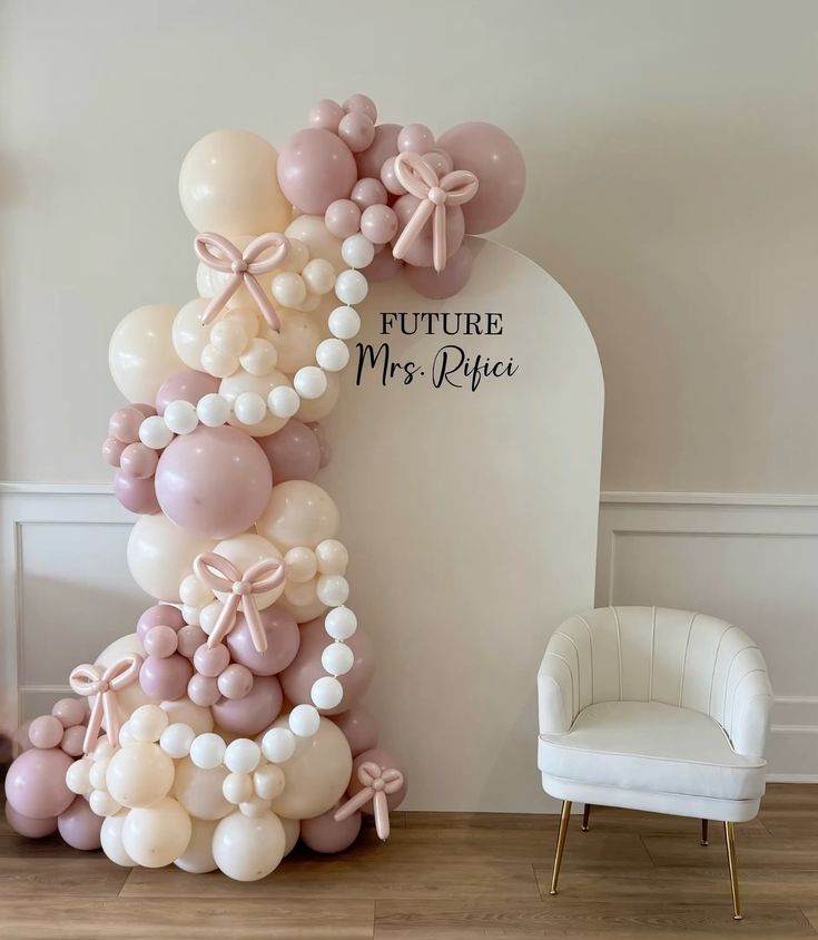 engagement-party-balloon-decor-brandon